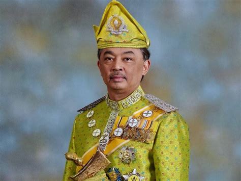 Yang dipertuan agung adalah gelar bagi sekretaris jenderal kerapatan borneo. It's Official: Sultan Of Pahang Is Elected As The New Agong