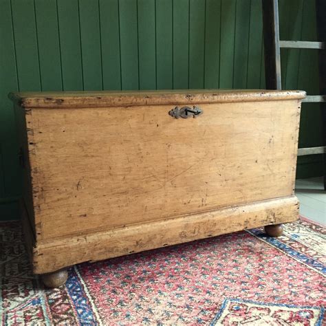 Antique Blanket Chest Rustic Pine Victorian Farmhouse Trunk Key Old