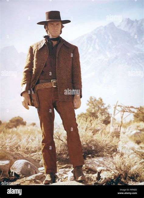 Clint Eastwood Joe Kidd 1972 Fotografías E Imágenes De Alta Resolución