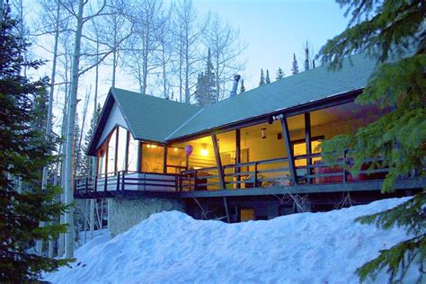 A 50 km de brighton ski resort. Chez Louisa - Ski in/out from private deck to Brighton Ski Resort - Brighton