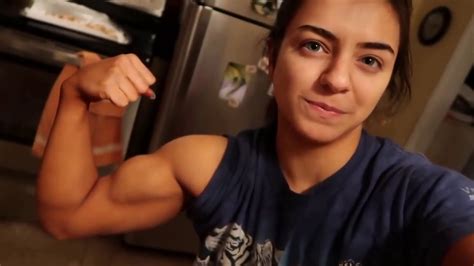 Muscle Girl Tessa Barresi Youtube