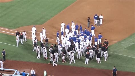 Benches Clear During Dodgers Vs Giants Game Youtube