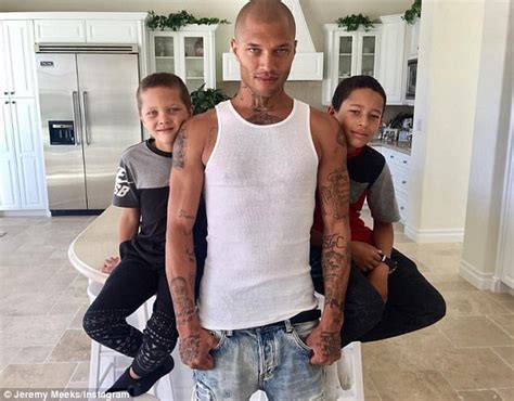 Did Hot Felon Blue Eyed Model Jeremy Meeks Leave His Wife Rolling Out