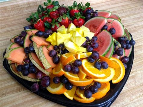 Fresh Fruit Platter For A Crowd Step By Step With Pictures Foodie