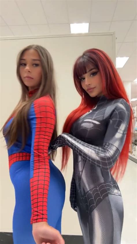 SophieRaiin Sierrax Rain Spiderman Cosplay Lesbian Sex So Lewd