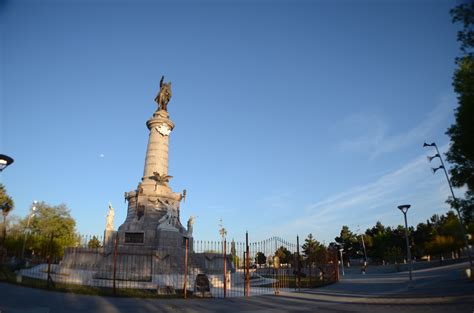 La Construcción Del Monumento A Benito Juárez Es Juarez