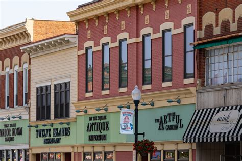 Top 30 Most Beautiful Small Towns In Indiana Journeyz