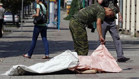 Filmy Z Wojny Na Ukrainie - Zdjęcia zabitych ludzi na Ukrainie. Niewinne ofiary wojny na Ukrainie