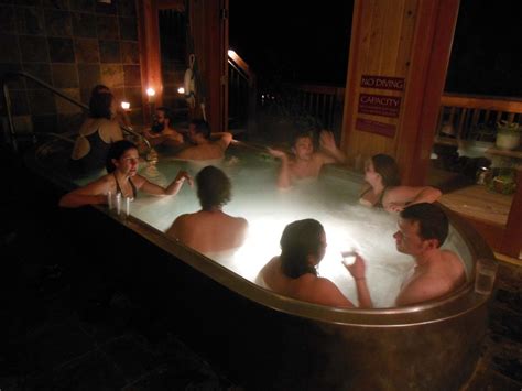 Healing spa delivers custom tailored events for any size group,as well as providing private massage services for individuals. Yosemite Health Spa - Yosemite Bug Rustic Mountain Resort
