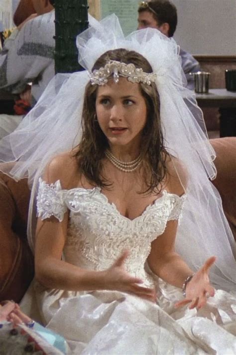 The Most Memorable Tv Wedding Dresses Of All Time Vlrengbr