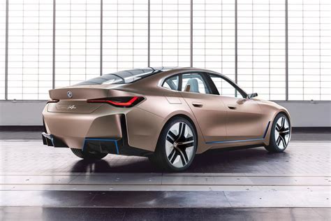 Heyecan verici ve tamamen elektrikli yeni bmw i4 ile ilgili gelişmelerden öncelikli olarak haberdar olmak isterseniz, aşağıdaki bilgilendirme. Electric BMW i4 Will Arrive With Three Different Power ...