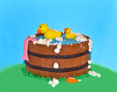A tall cake (or a double barrel cake) just looks elegant and stately, but there are a few tricks and tips to know before you make one. Barrel baby shower cake with mom and baby duck fondant ...