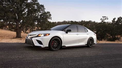 Research the 2020 toyota camry hybrid with our expert reviews and ratings. Toyota Avalon, Camry TRD Add Touch Of Sport To Sedan Segment