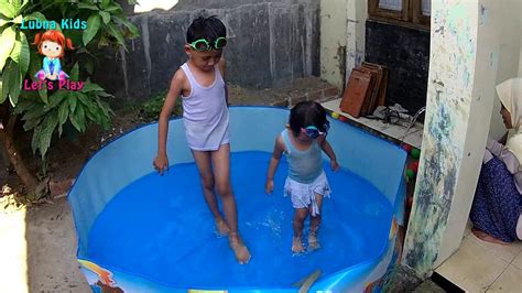 Salah satu caranya adalah dengan berenang jadi lebih seru dengan 9 rekomendasi mainan kolam renang yang asyik (2018). MAINAN ANAK KOLAM RENANG, MAINAN AIR MANCUR MANCURAN, SERU ...
