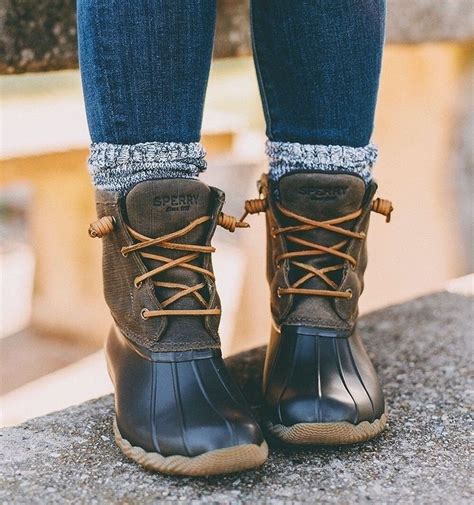 49 Outstanding Duck Boots Outfits Ideas Winter Duck Boots Outfit