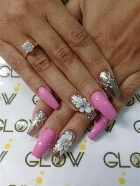Pink And Metallic Acrylic Nails With Metallic With 3d Flower Accent