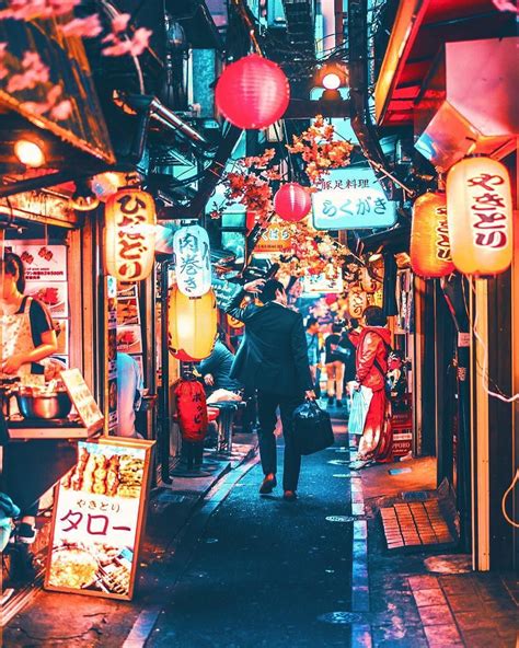 Busy Japanese Street By Yako Flpr Japan Photography Street Photography Aesthetic Japan