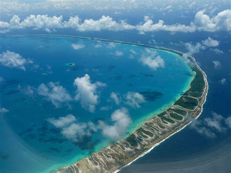 10 Most Captivating Atolls In The World With Photos And Map Touropia