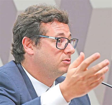 Wajngarten disse que três cláusulas emperraram o contrato com a pfizer, e, por isso, os entes políticos deveriam ter criado mais rápido um ambiente adequado para a decisão. Comissão arquiva denúncia contra Wajngarten - Diário do ...