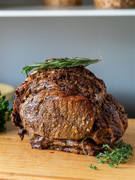 Butter, citrus, and herbs pair to make it amazingly flavorful and delicious. Slow Roasted Prime Rib Recipes At 250 Degrees / Smoked ...