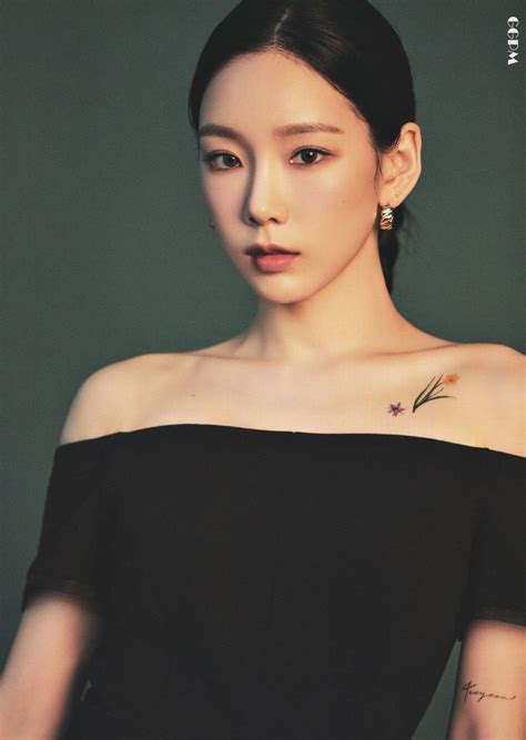Taeyeon Girls Generation Oh Gg Season S Greetings 2021 A4 Poster Mini Brochure Preview