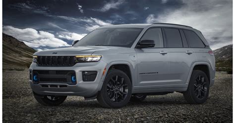 Jeep® Grand Cherokee 4xe Named 2023 Green 4x4 Of The Year Ram 1500