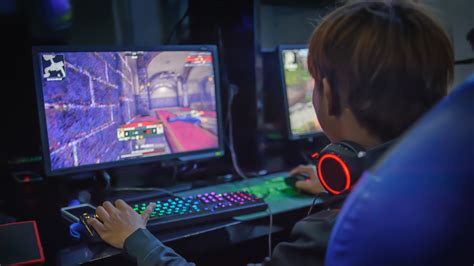 China To Limit Online Video Games For Minors To Just Three Hours A Week