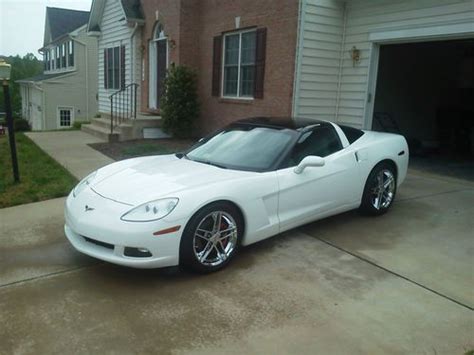Sell Used White 2005 Chevrolet Corvette C6 With Chrome Z06 Wheels 6
