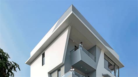 A Dynamic Play Of Angles Defines This Vertical Bungalow In Vadodara