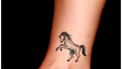 35 Beautiful Horse Tattoos For Girls Design Inspiration And Horse