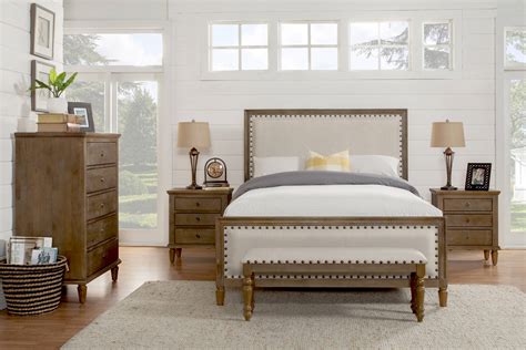Solid wood bedroom sets made in usa. Cambridge 5-Piece Queen Bedroom Set with Solid Wood and ...