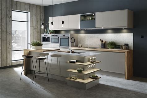 Best dining in kashmir, jammu and kashmir: Stunning kitchen design from Howdens. Our Bayswater Gloss ...
