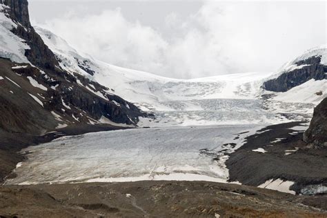 Best Time To See Columbia Icefield Athabasca Glacier In Banff And Jasper