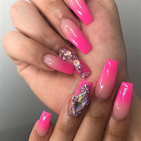 23 Neon Pink Nails And Ideas To Wear All Summer Long Stayglam