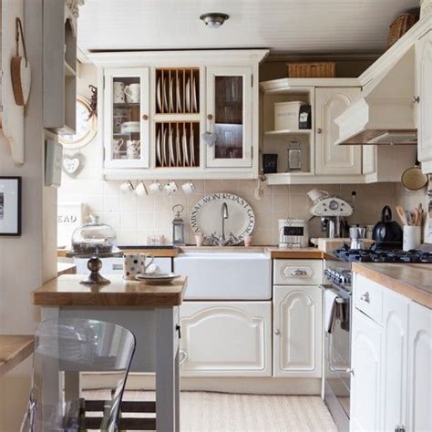 Classic White Country Kitchen Pictures Photos And Images For Facebook