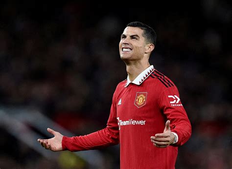ronaldo to leave manchester united after criticism of club reuters