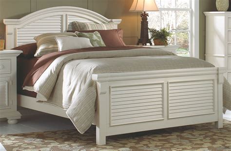 Cottage Traditions White King Panel Bed From American Woodcrafters