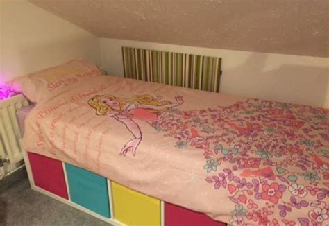 Practical equipment with satellite tv. Children's single bed using IKEA's KALLAX 1x4 units, Child's single bed hack, A step by step ...
