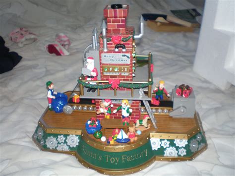 Santas Toy Factory Exclusive Limited Edition By Mr Christmas Gold