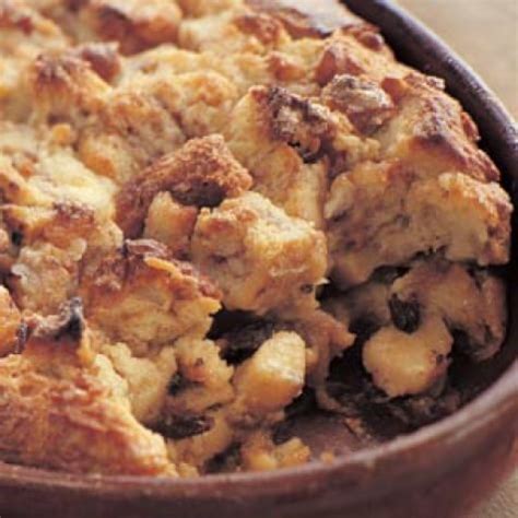 An easy recipe with step by step instructions. Yard House Bread Pudding Recipe : Bread Pudding Recipes Allrecipes / I added cinnamon and nutmeg ...
