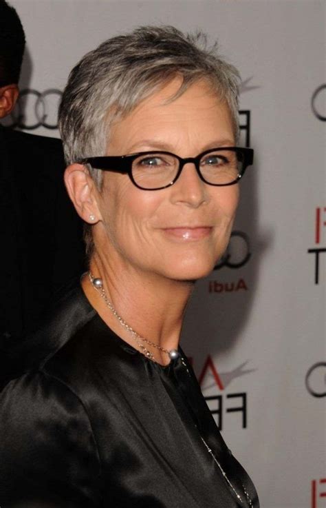 Bon 46 photos coiffure femme 60 ans avec lunettes fantastique. Liste : Les +20 meilleures photos de coiffure femme 60 ans ...