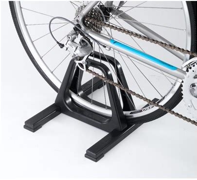 The best repair stands for every type of bike and maintenance. Gear Up Grandstand Single Bike Floor Stand | Tredz Bikes