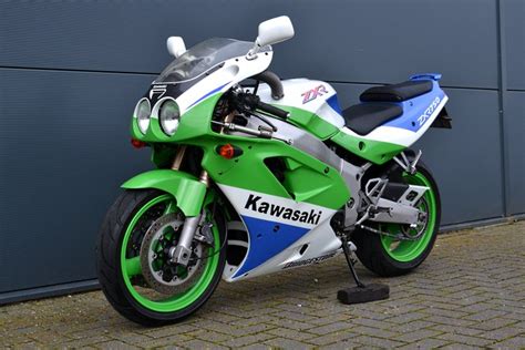 Moto Kawasaki 750 Zxr