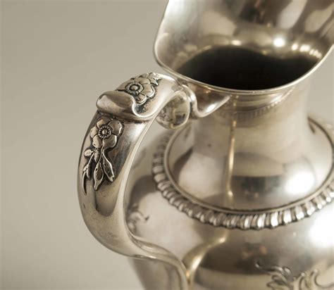 Shreve, crump & low, a boston, massachusetts business, is the oldest purveyor of luxury goods in north america, responsible for trophies such as the davis cup and the cy young award. Shreve, Crump & Low Sterling Silver Pitcher | Witherell's ...