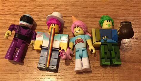 Faces You Can Redeem From Roblox Toy Code 6ec