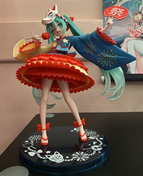 Hatsune Miku 2nd Summer Fullbody Front