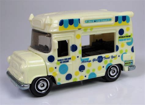 Mb778 Ice Cream Truck