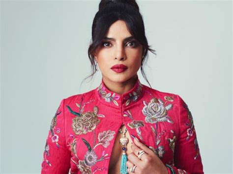 Priyanka Chopra Apologises After The Activist Backlash News And Features Cinema Online