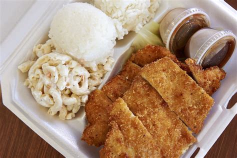A Brief History Of The Hawaiian Plate Lunch Eater