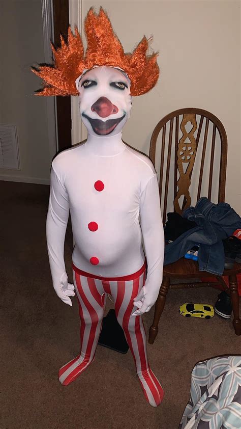 This Guy Said “i Bought This Pennywise Costume Off Wish If You See Me